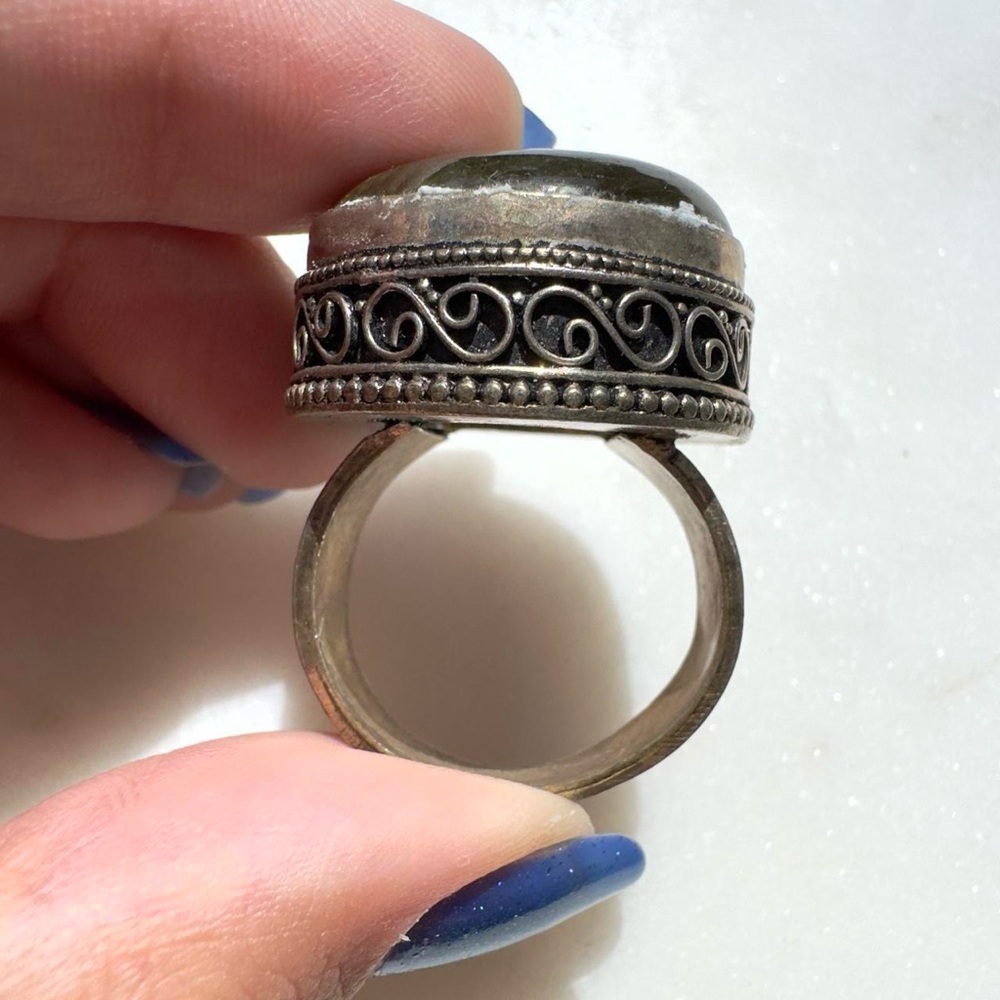 Elegant Labradorite Statement Ring - image 3